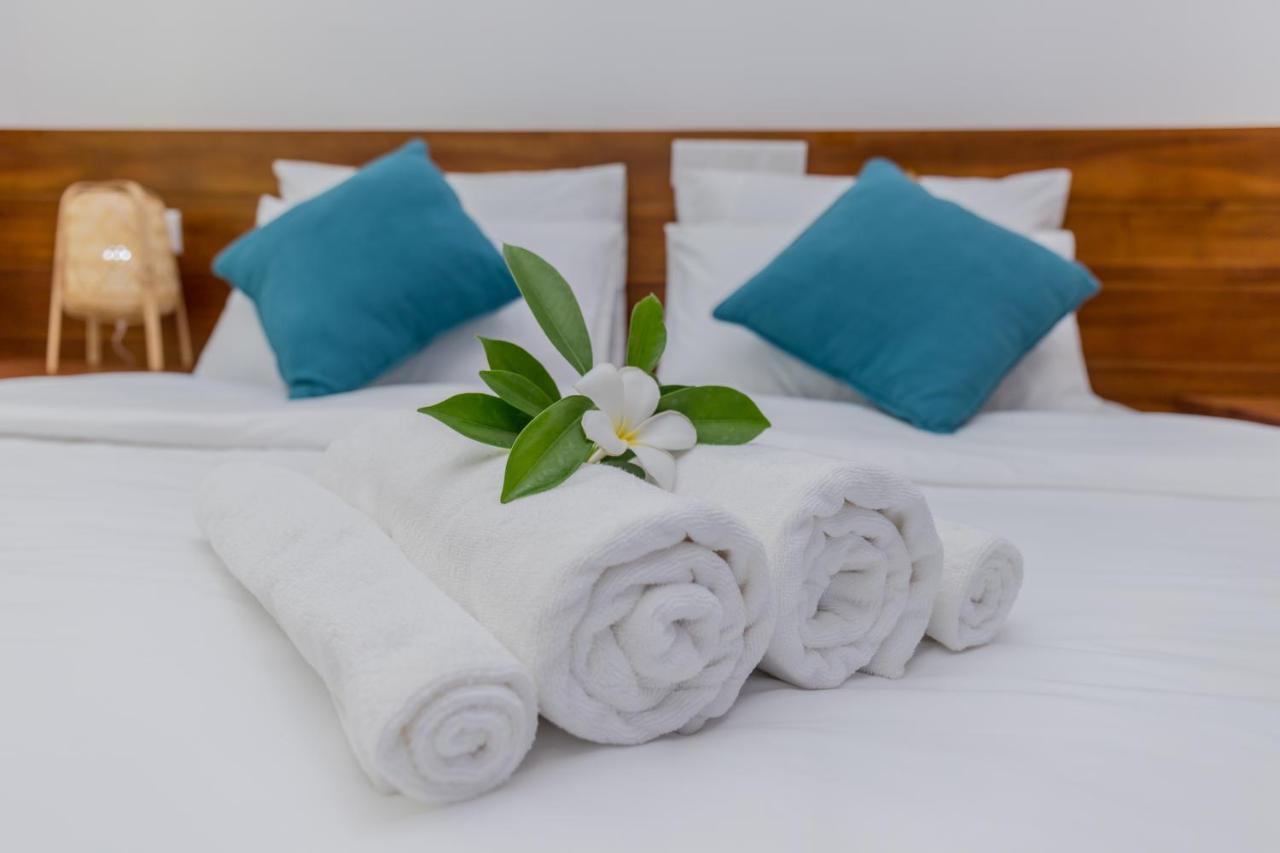 Nihaali Maldives Hotel Kudarikilu Ngoại thất bức ảnh