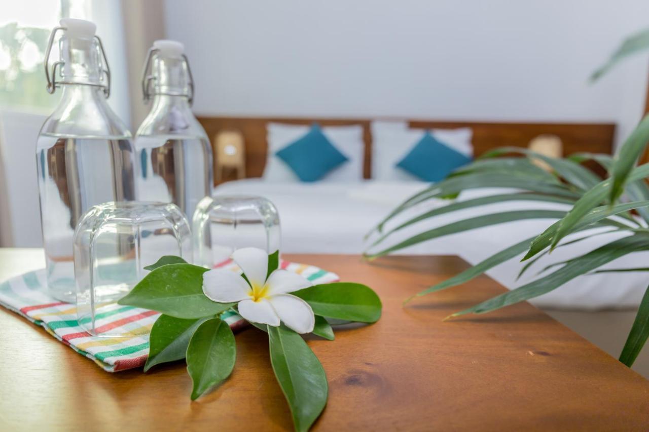 Nihaali Maldives Hotel Kudarikilu Ngoại thất bức ảnh