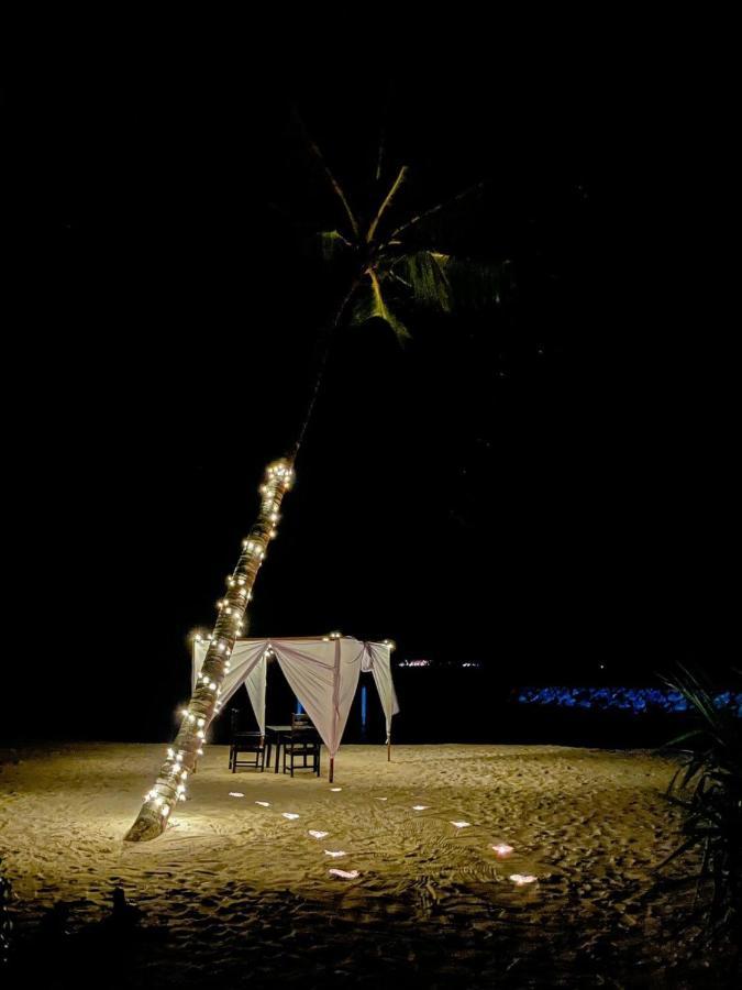 Nihaali Maldives Hotel Kudarikilu Ngoại thất bức ảnh