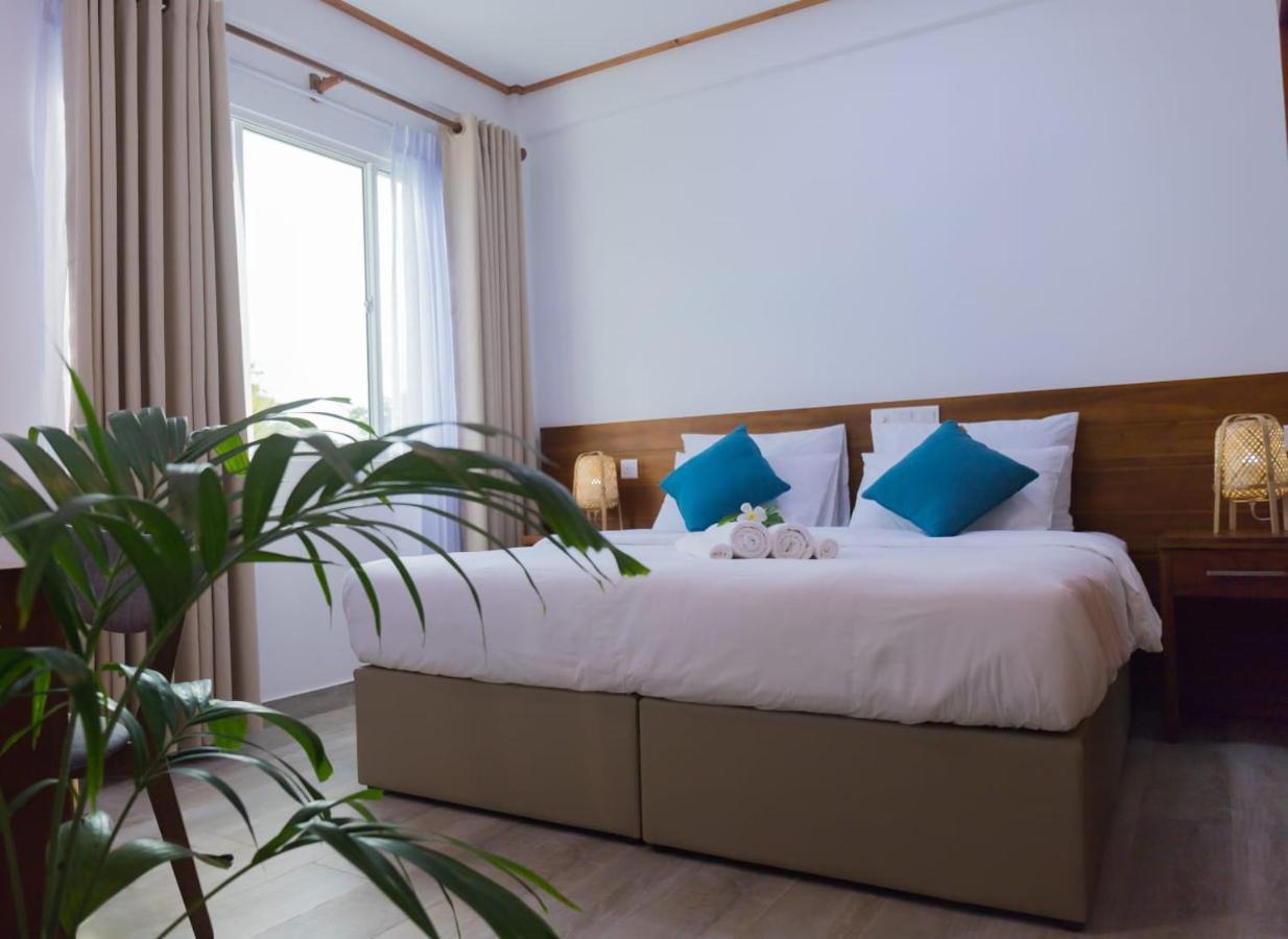 Nihaali Maldives Hotel Kudarikilu Ngoại thất bức ảnh