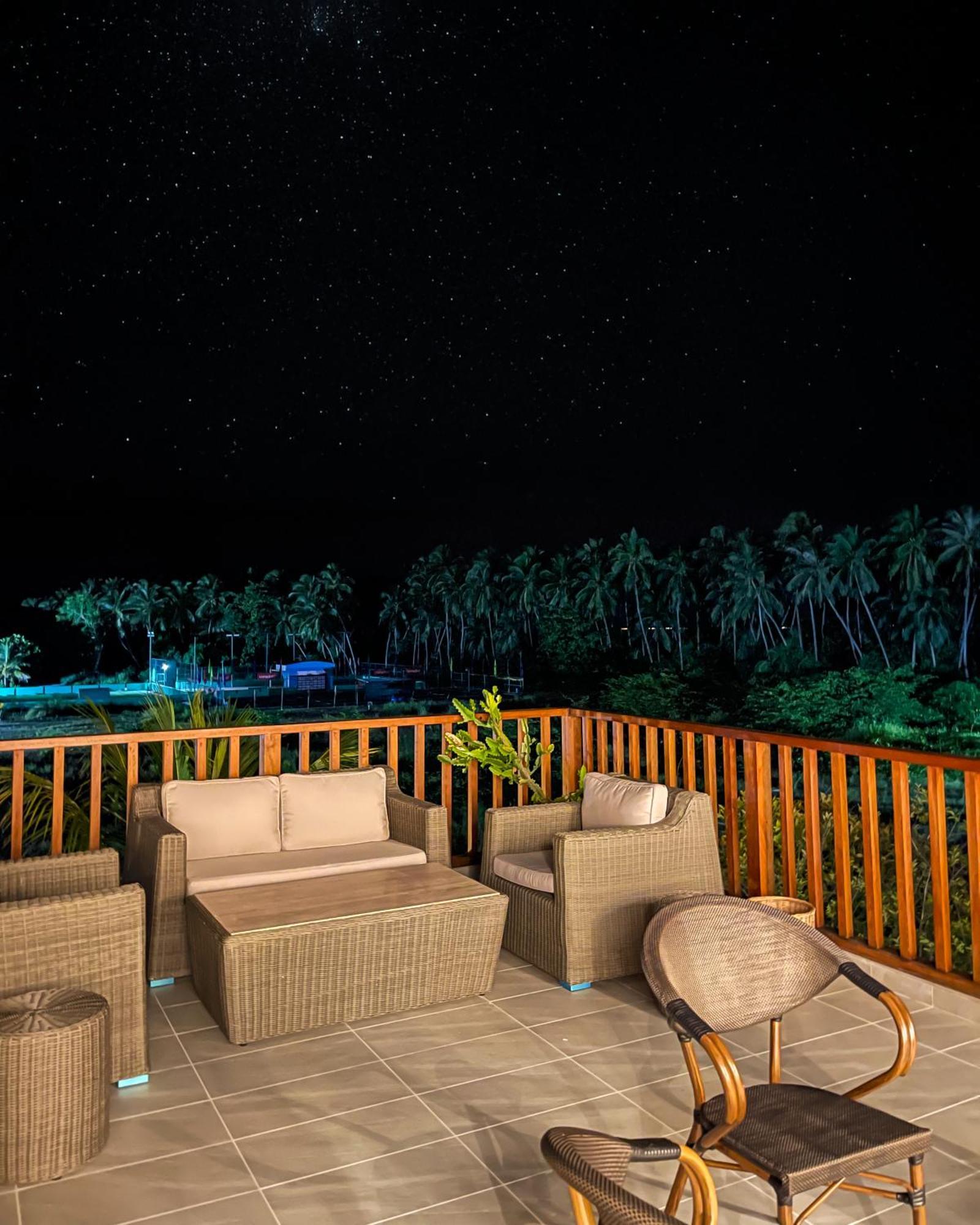 Nihaali Maldives Hotel Kudarikilu Ngoại thất bức ảnh